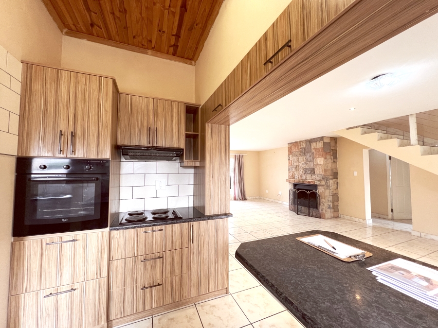4 Bedroom Property for Sale in Laguna Sands Western Cape